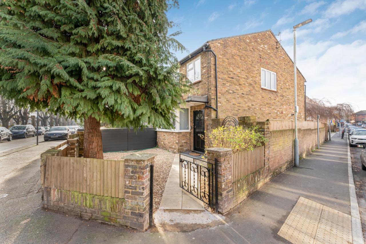 Comfort Zone Holiday home Yiewsley